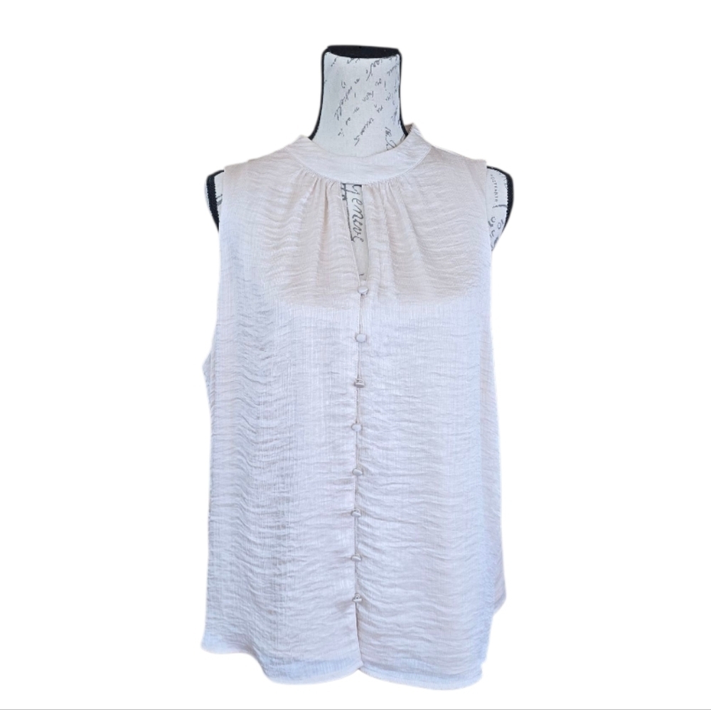 Vince Camuto Ivory Satin Button Up Sleeveless Blouse XL - Picture 3 of 10